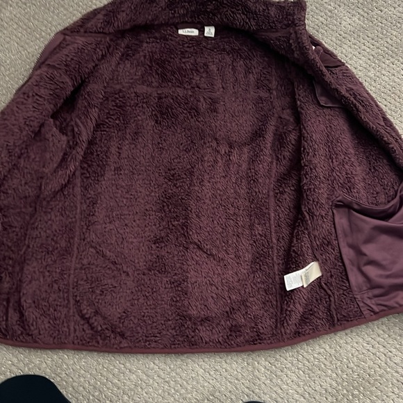 Women's L.L.Bean Hi-Pile Fleece Jacket - Picture 7 of 7